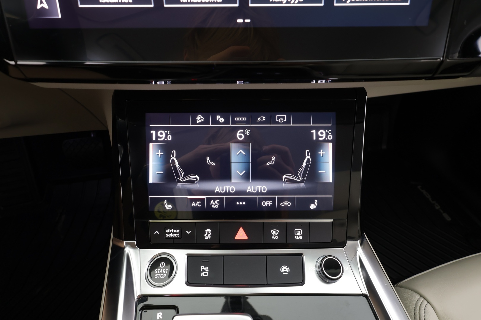 AUDI Q8 E-TRON 2024