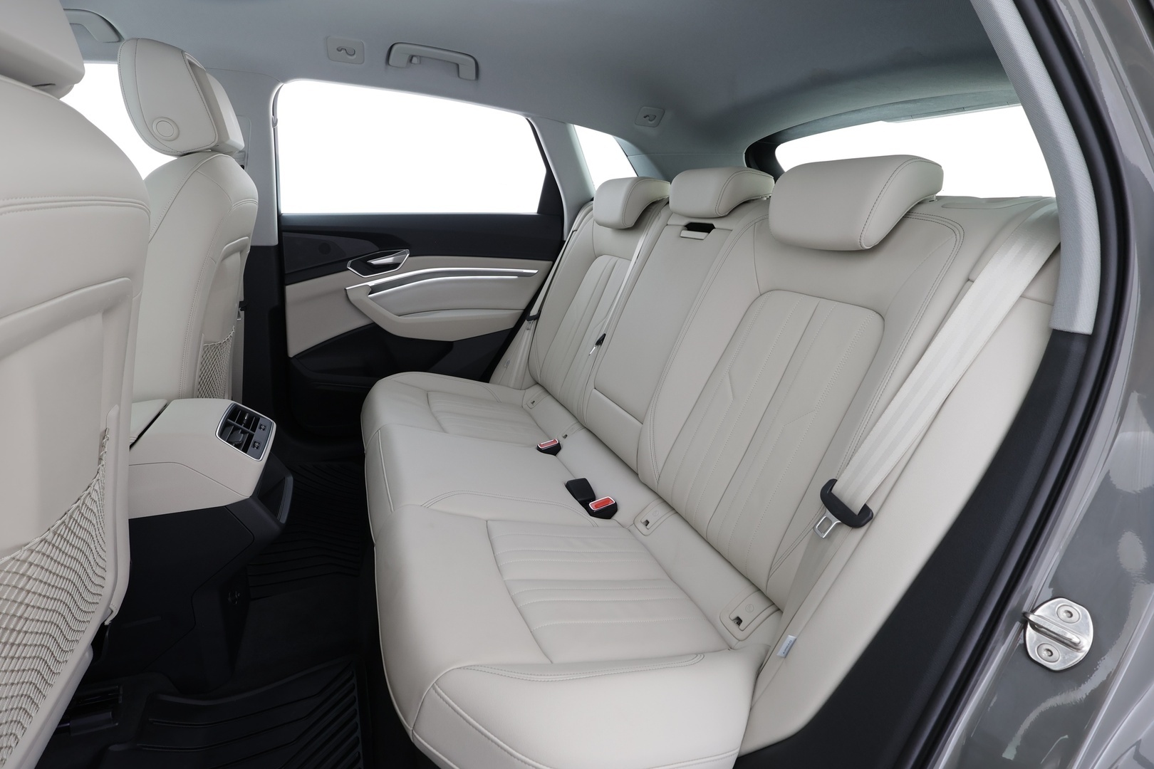 AUDI Q8 E-TRON 2024
