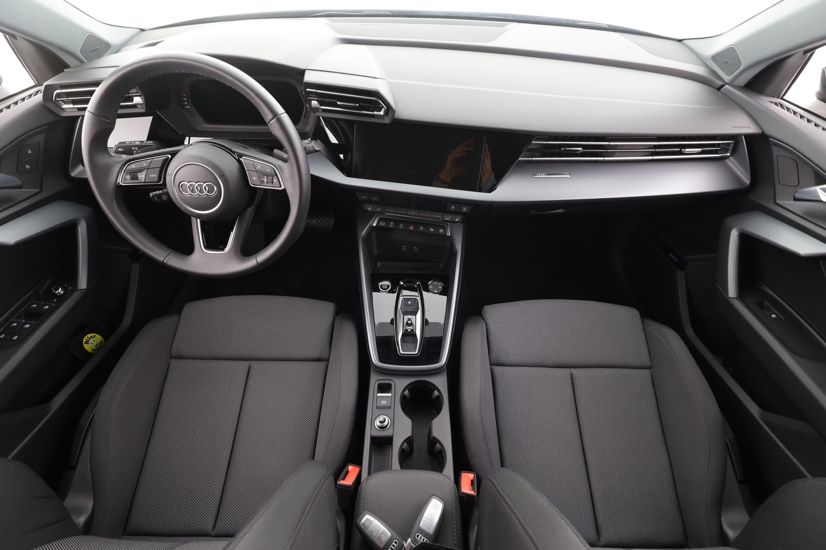 AUDI A3 2025