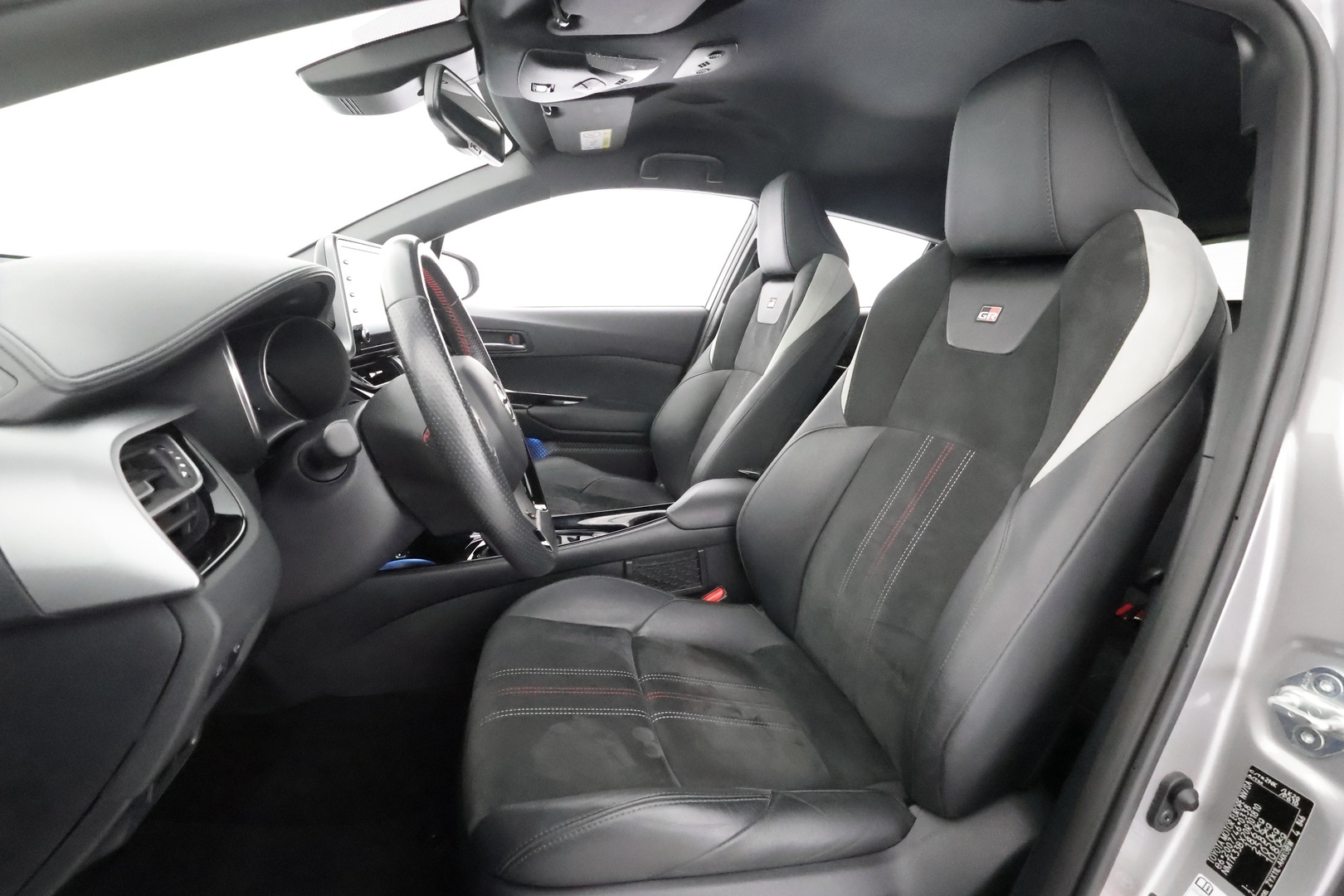 TOYOTA C-HR 2021