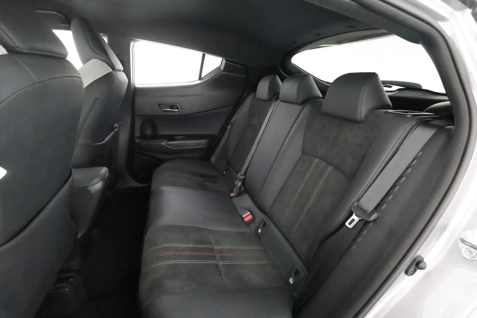 TOYOTA C-HR 2021
