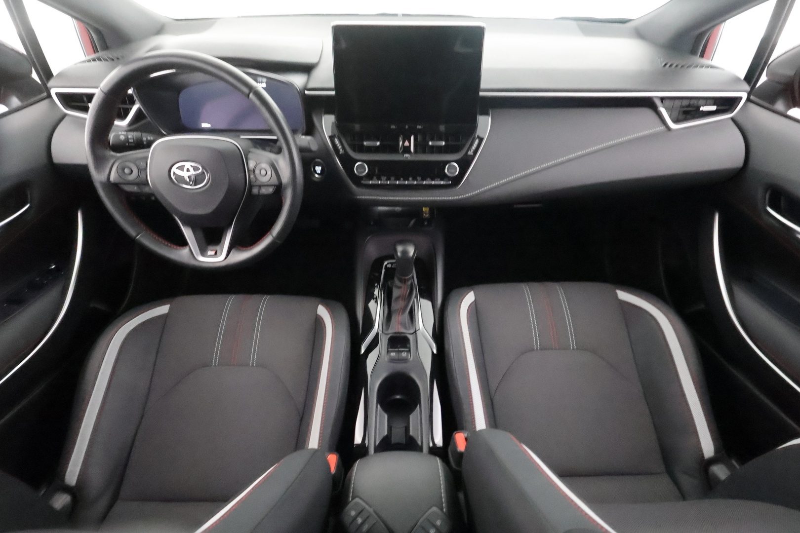 TOYOTA COROLLA 2024