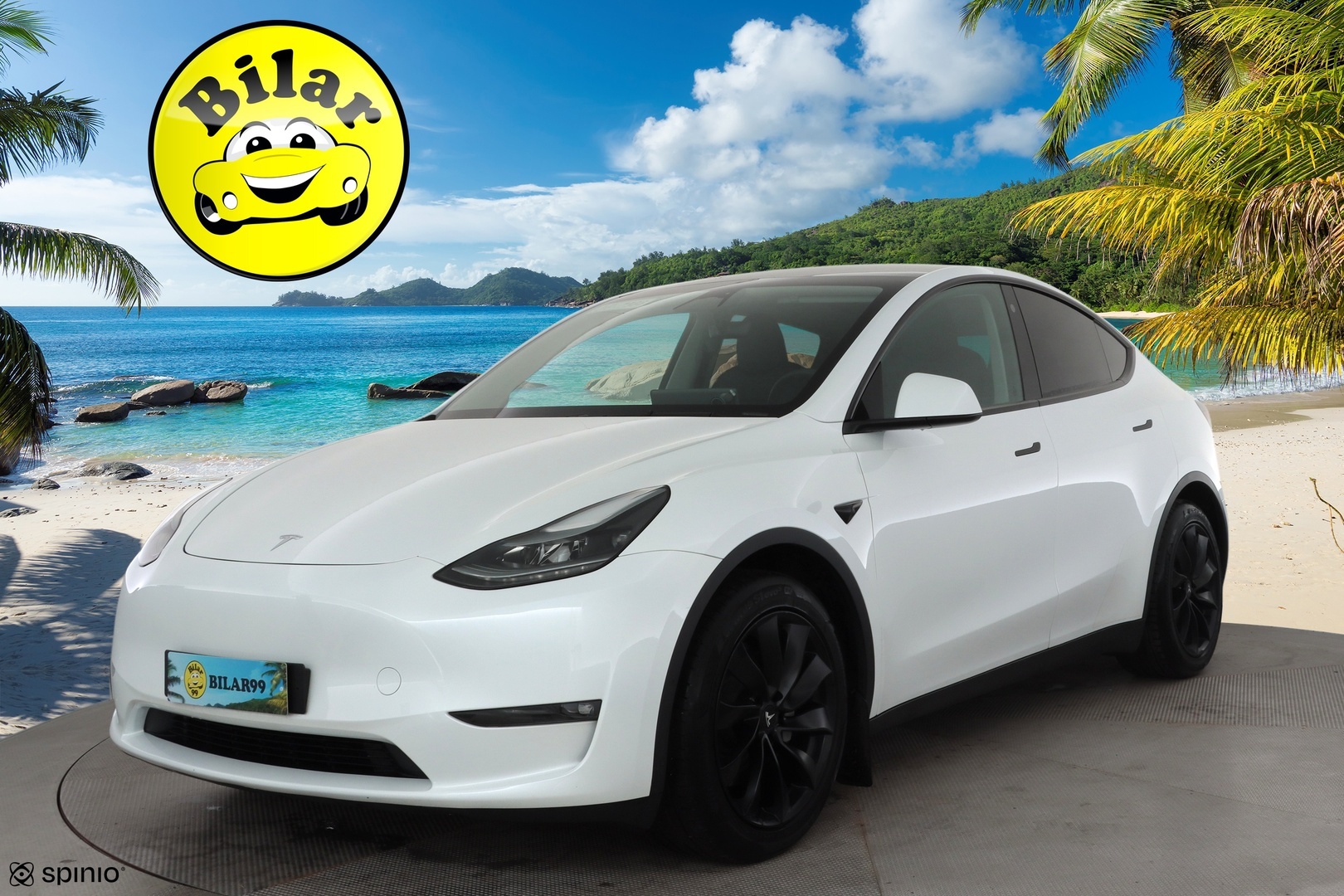 TESLA Model Y 2024