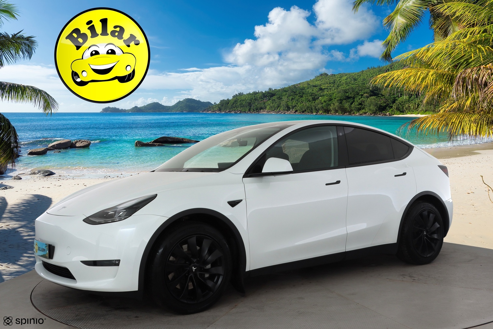 TESLA Model Y 2024