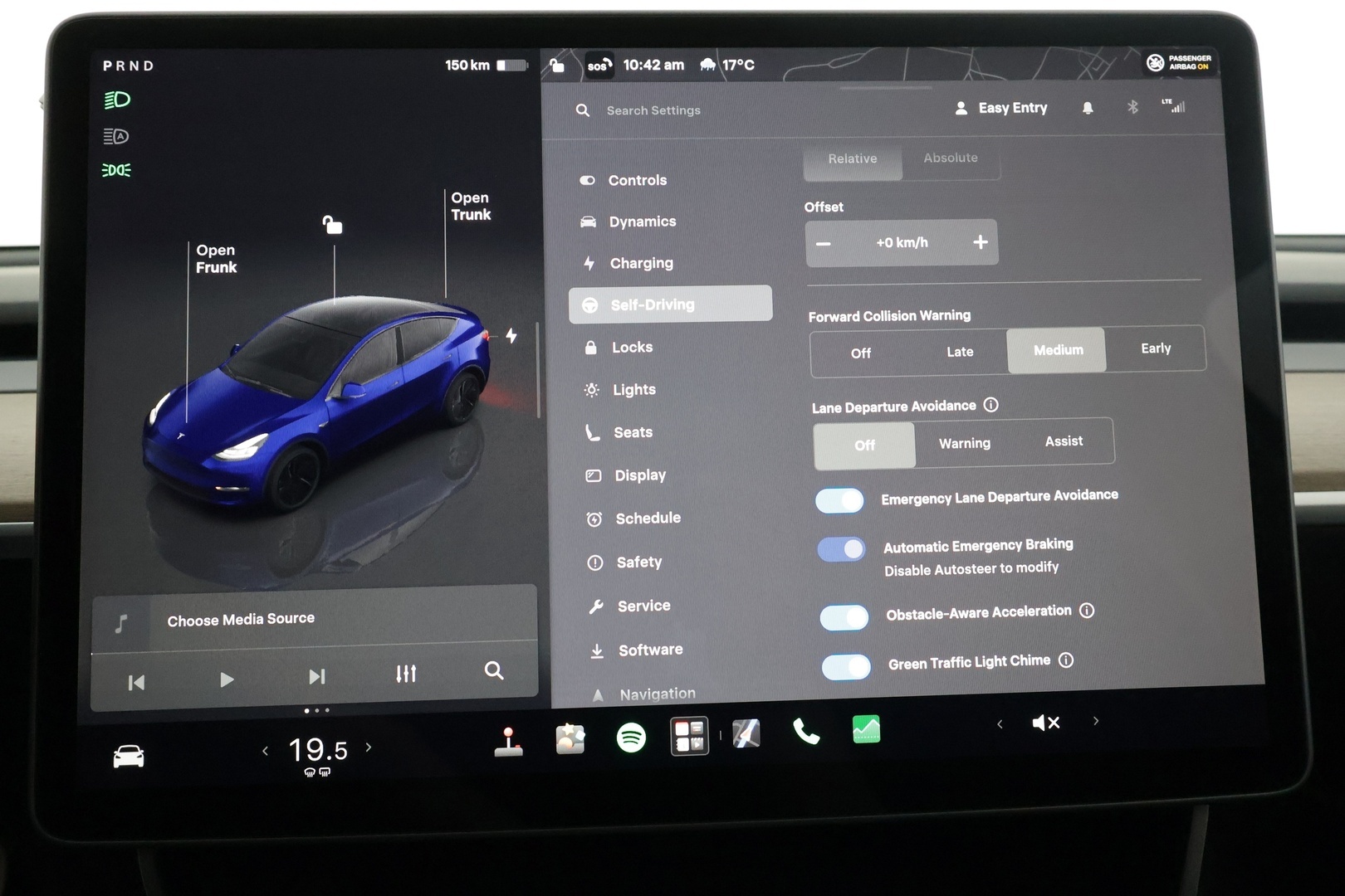 TESLA Model Y 2024