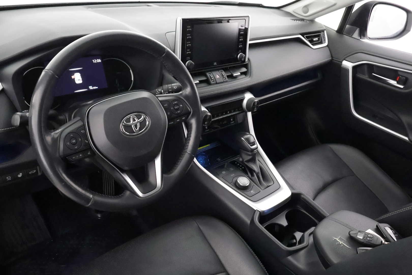 TOYOTA RAV4 2019