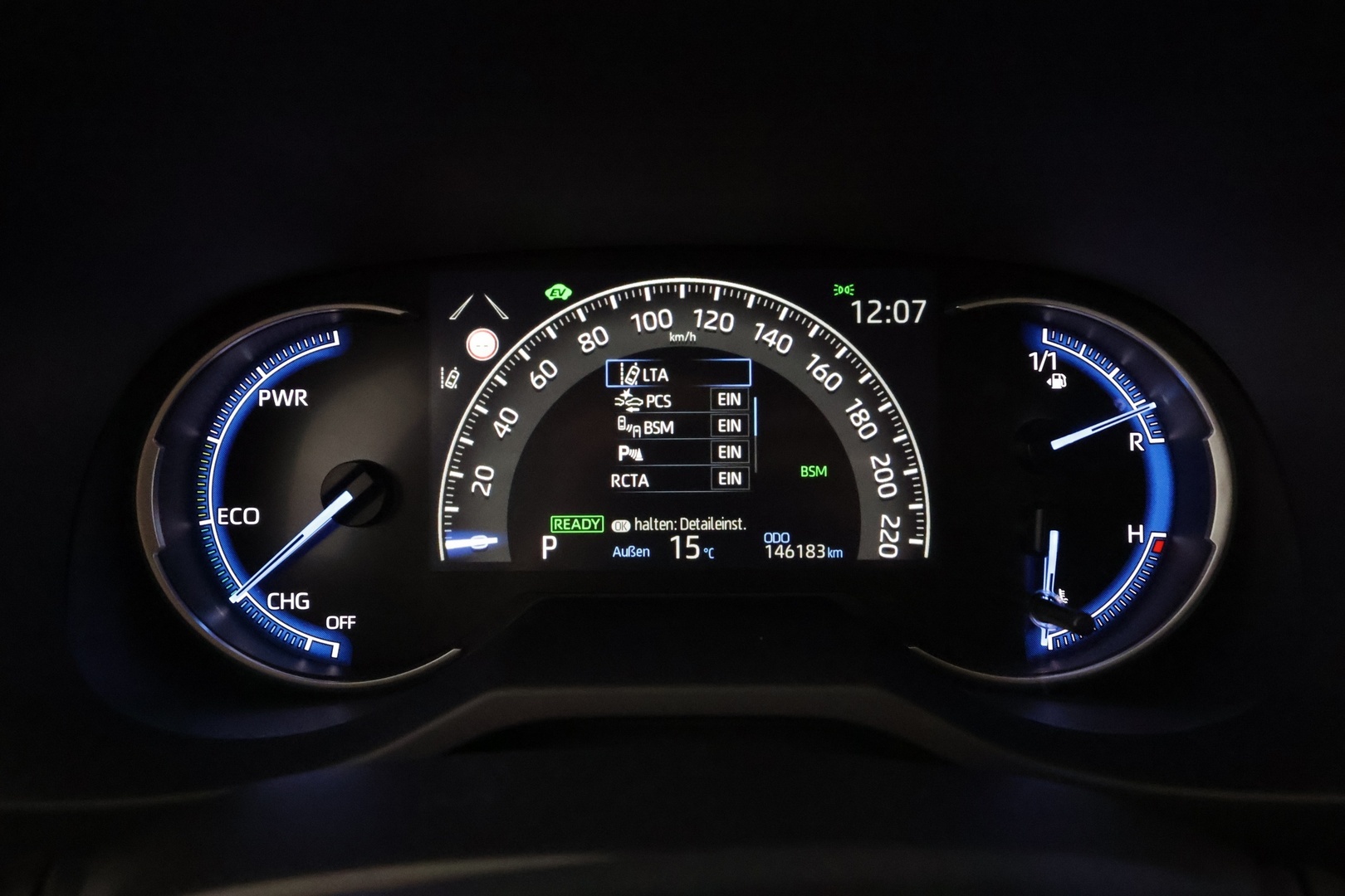 TOYOTA RAV4 2019