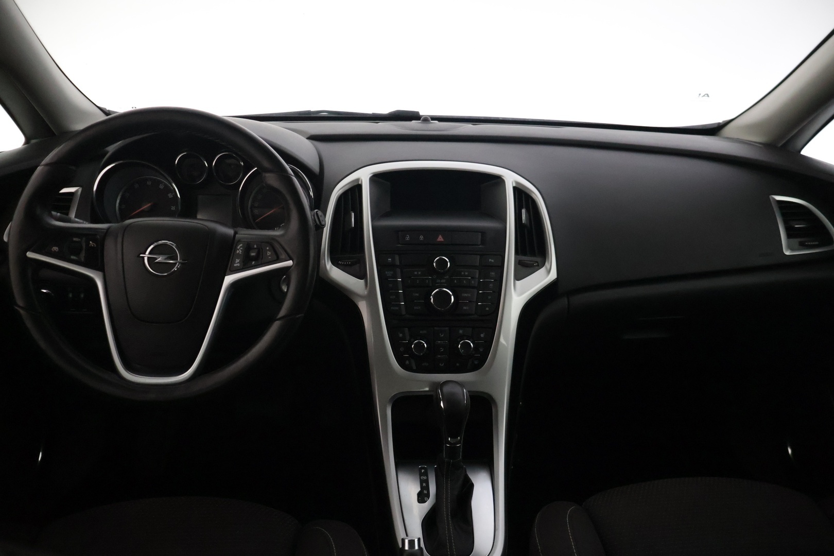 OPEL Astra 2012