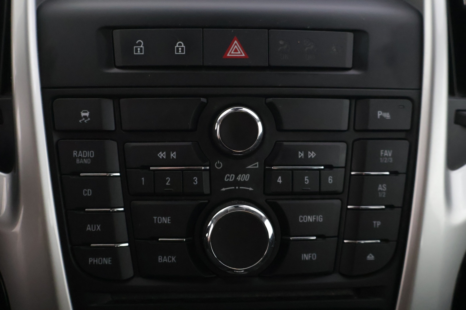 OPEL Astra 2012