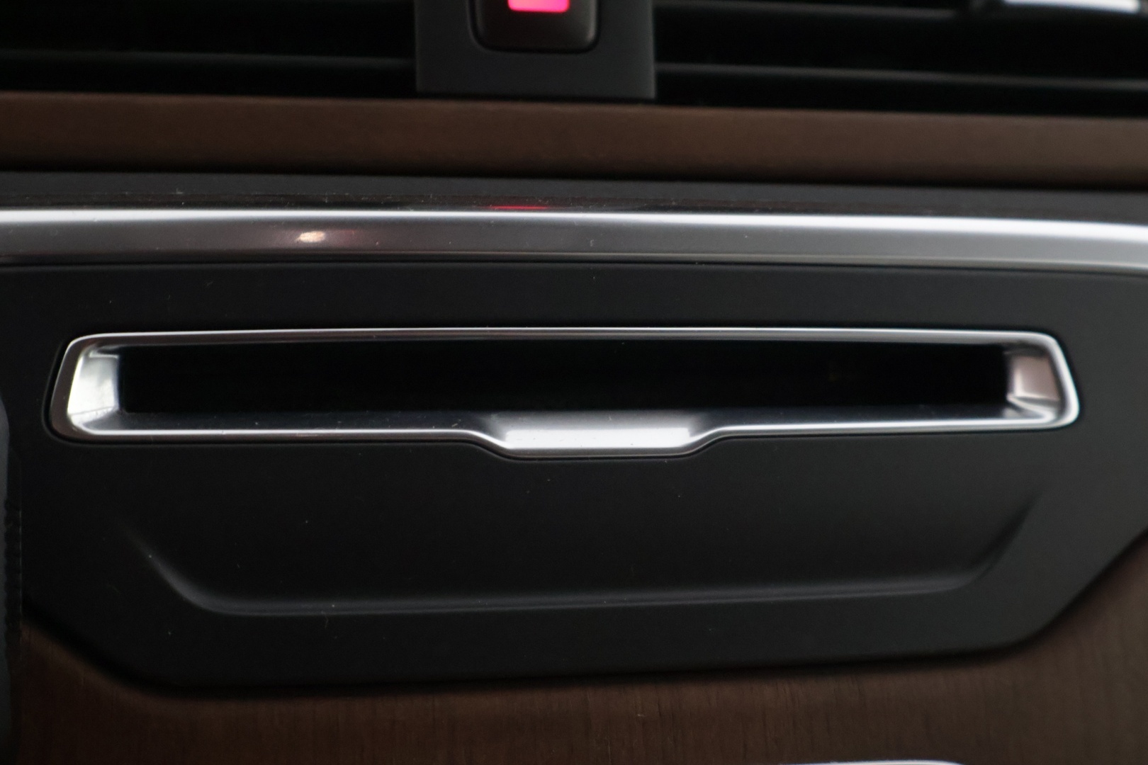 VOLVO V70 2014