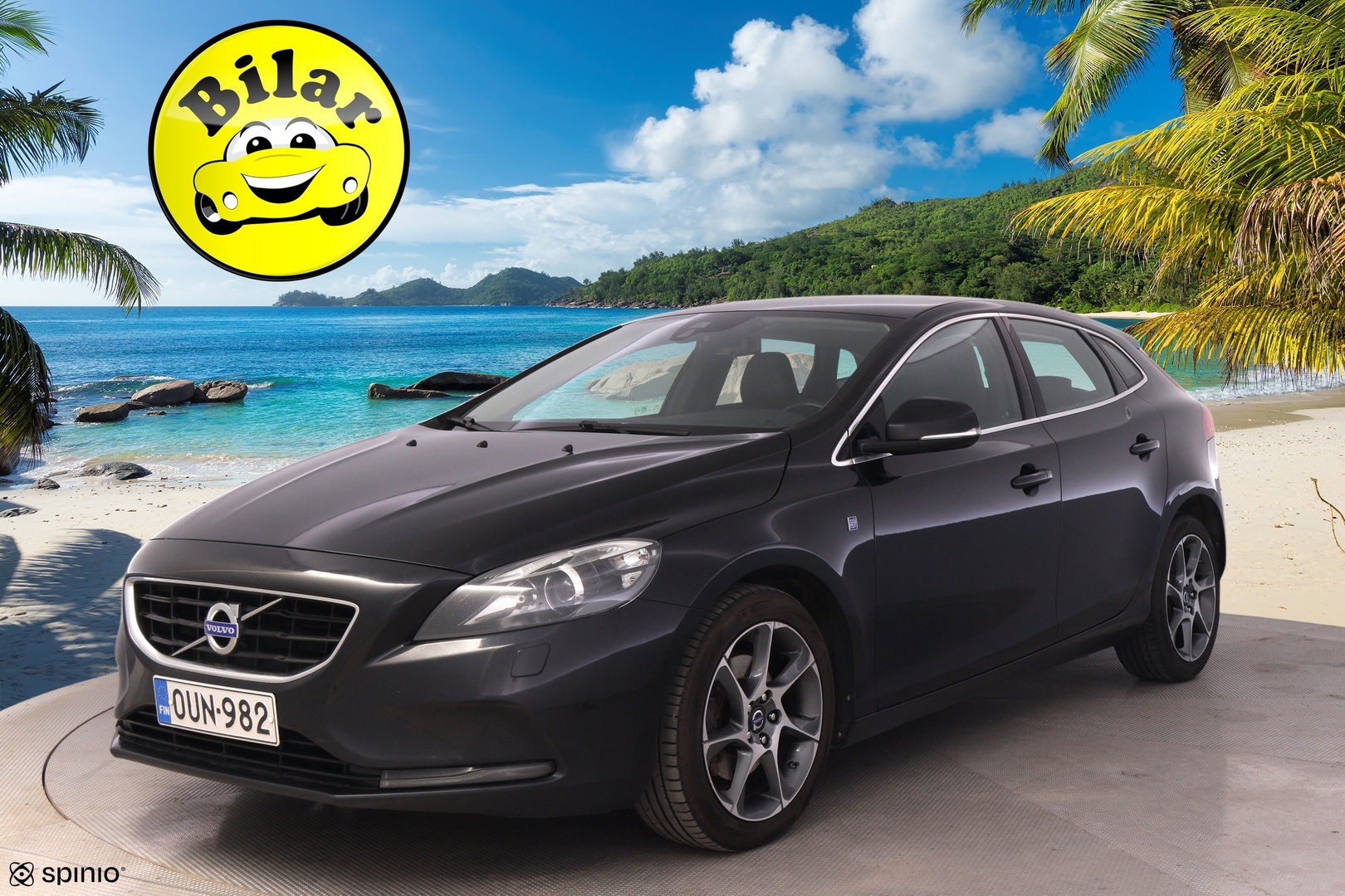 VOLVO V40 2015