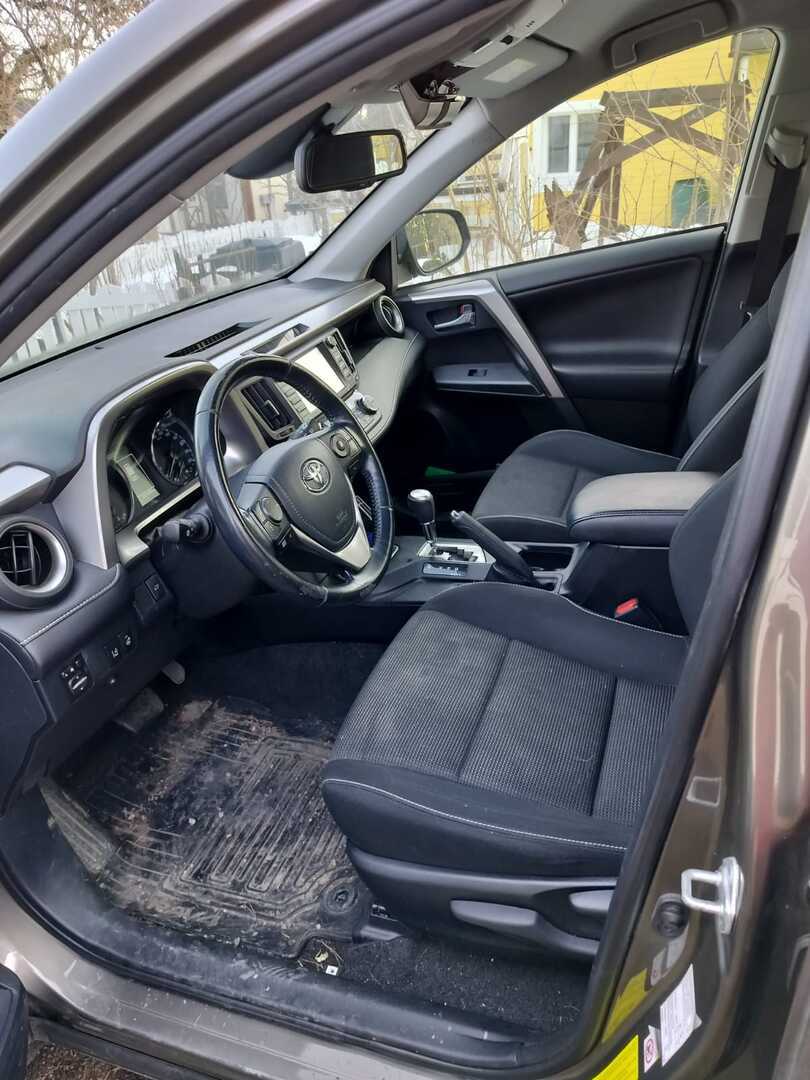 TOYOTA RAV4 2017