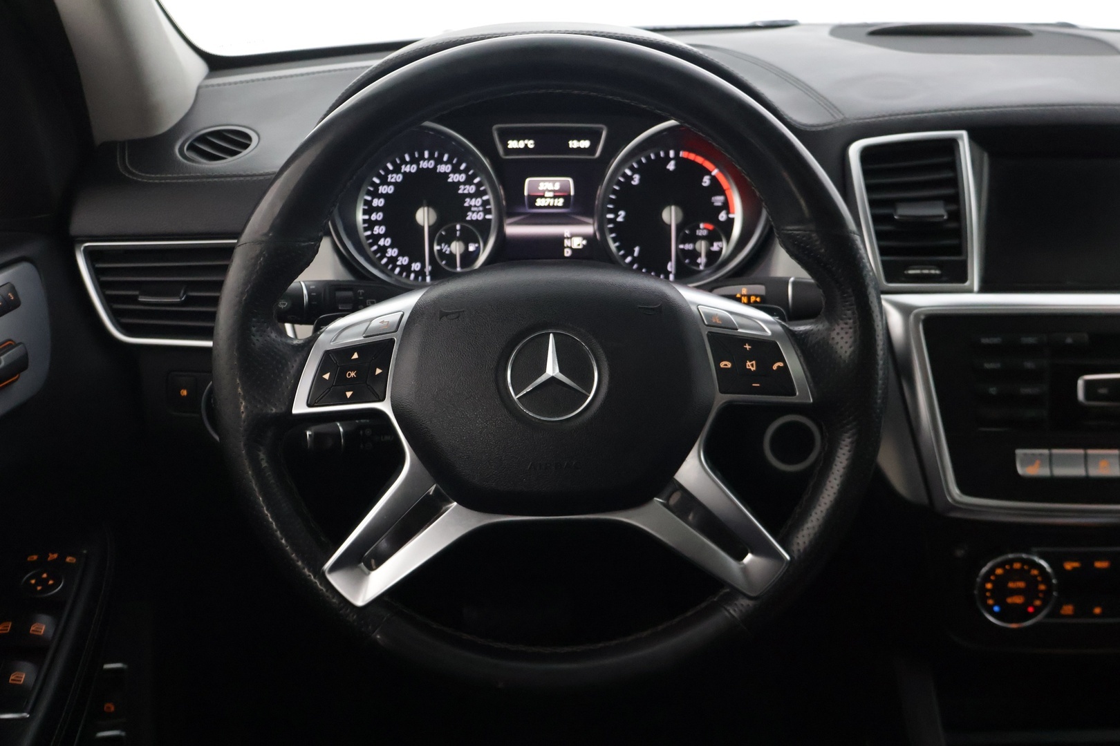 MERCEDES-BENZ GL 2013