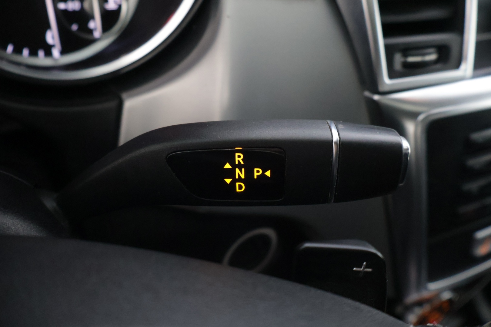 MERCEDES-BENZ GL 2013