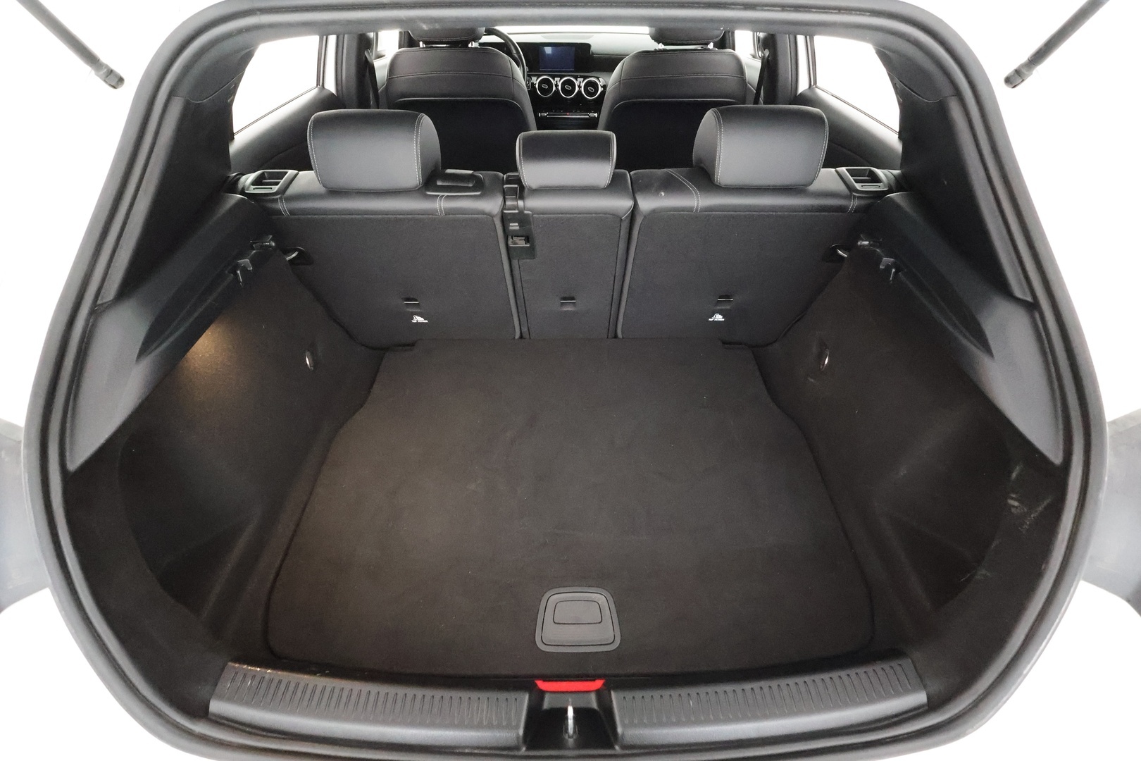 MERCEDES-BENZ A 2020