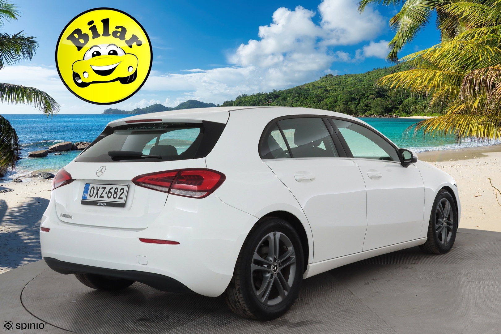 MERCEDES-BENZ A 2020