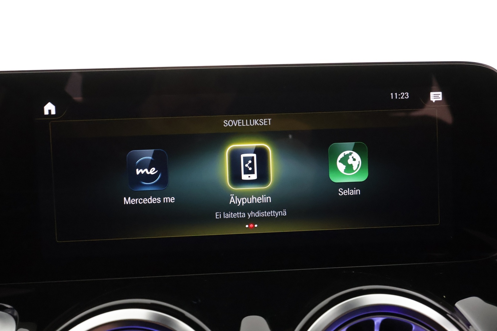 MERCEDES-BENZ EQB 2023