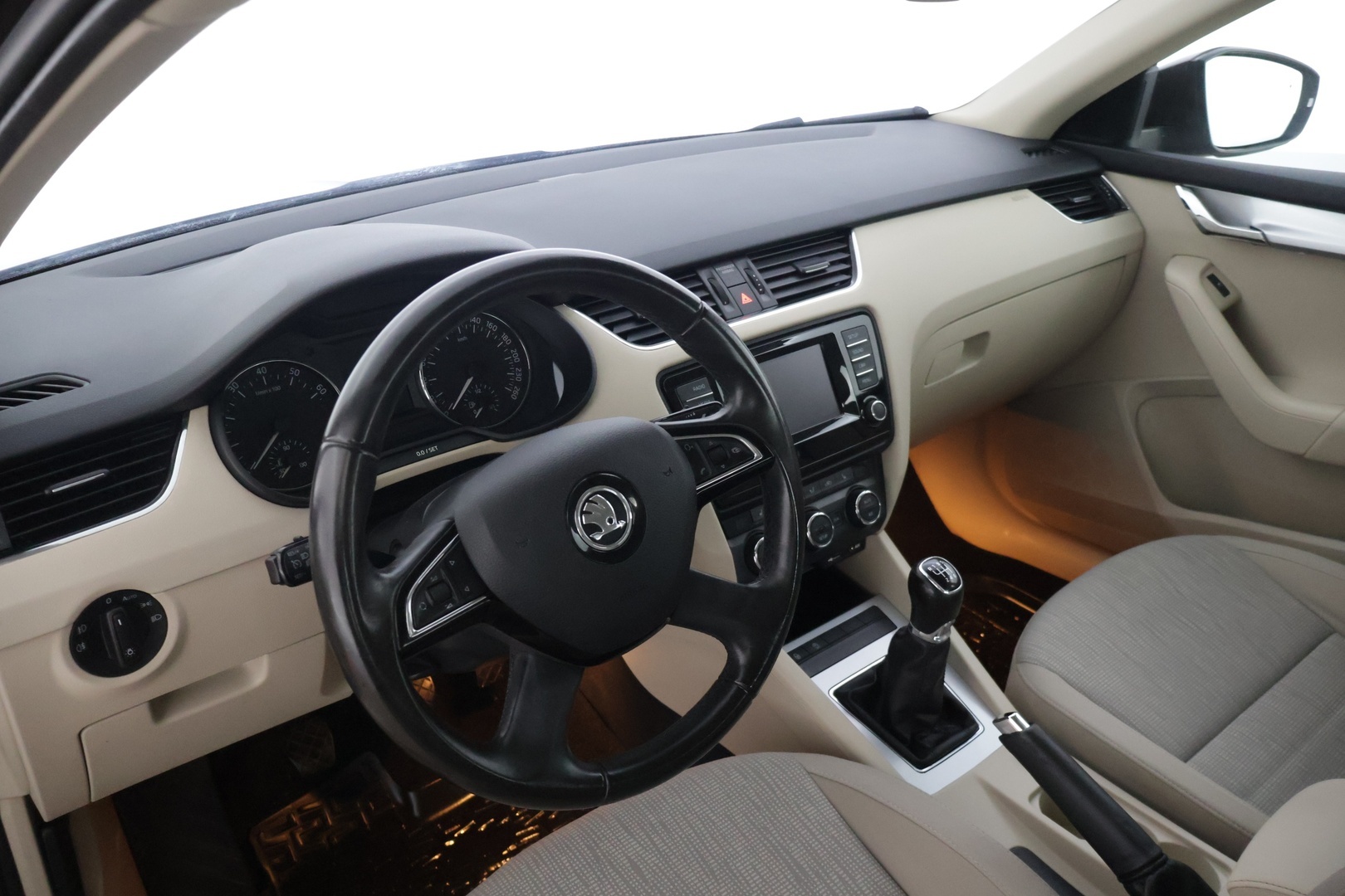 SKODA Octavia 2013