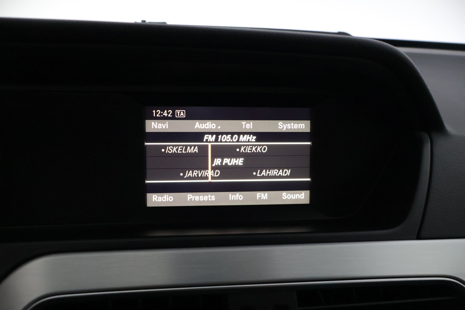 MERCEDES-BENZ C 2011