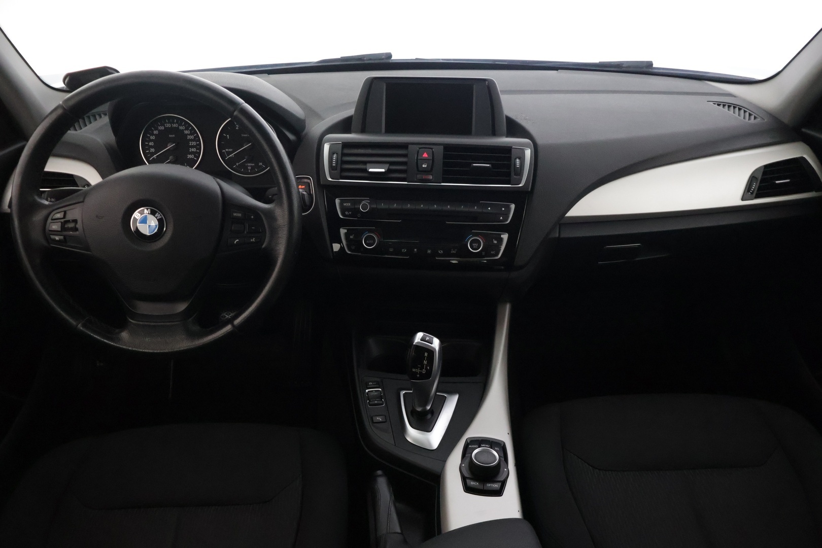 BMW 118 2017