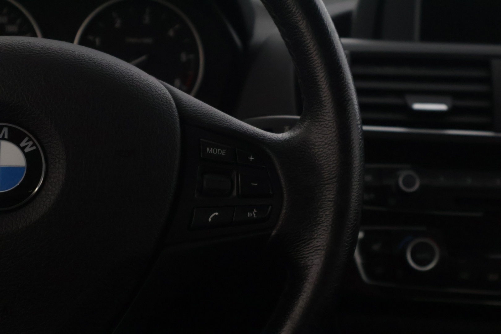 BMW 118 2017