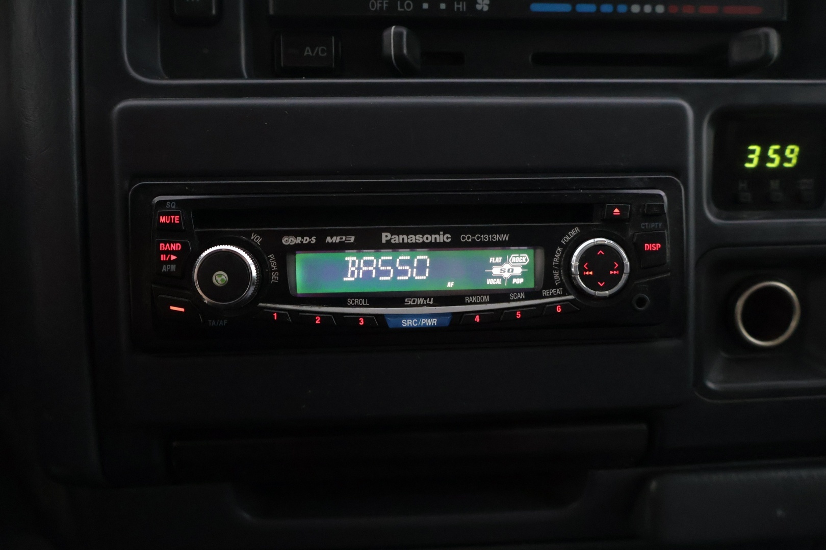 TOYOTA Hiace 2006
