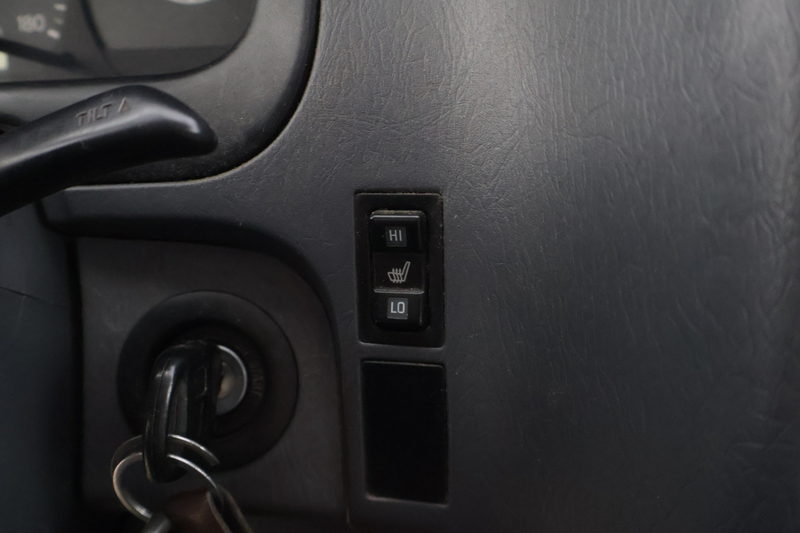 TOYOTA Hiace 2006