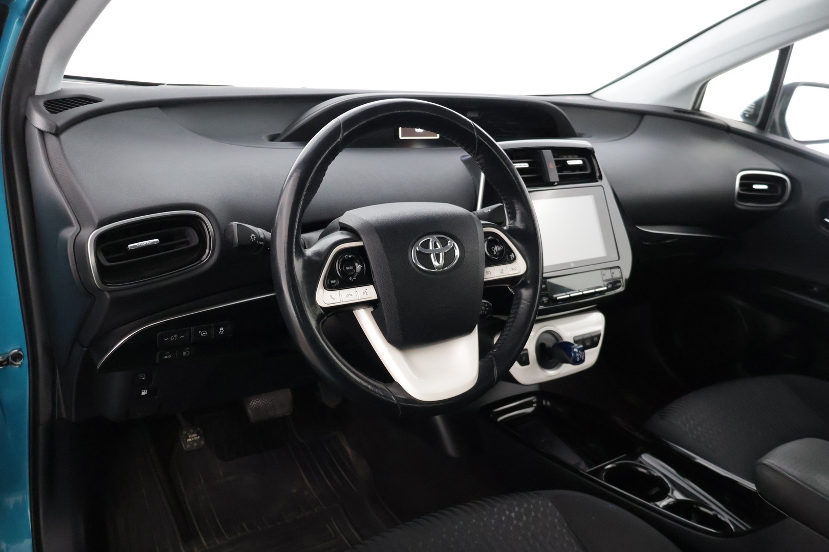 TOYOTA Prius Plug-in 2019