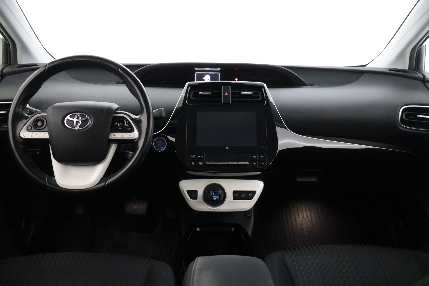TOYOTA Prius Plug-in 2019