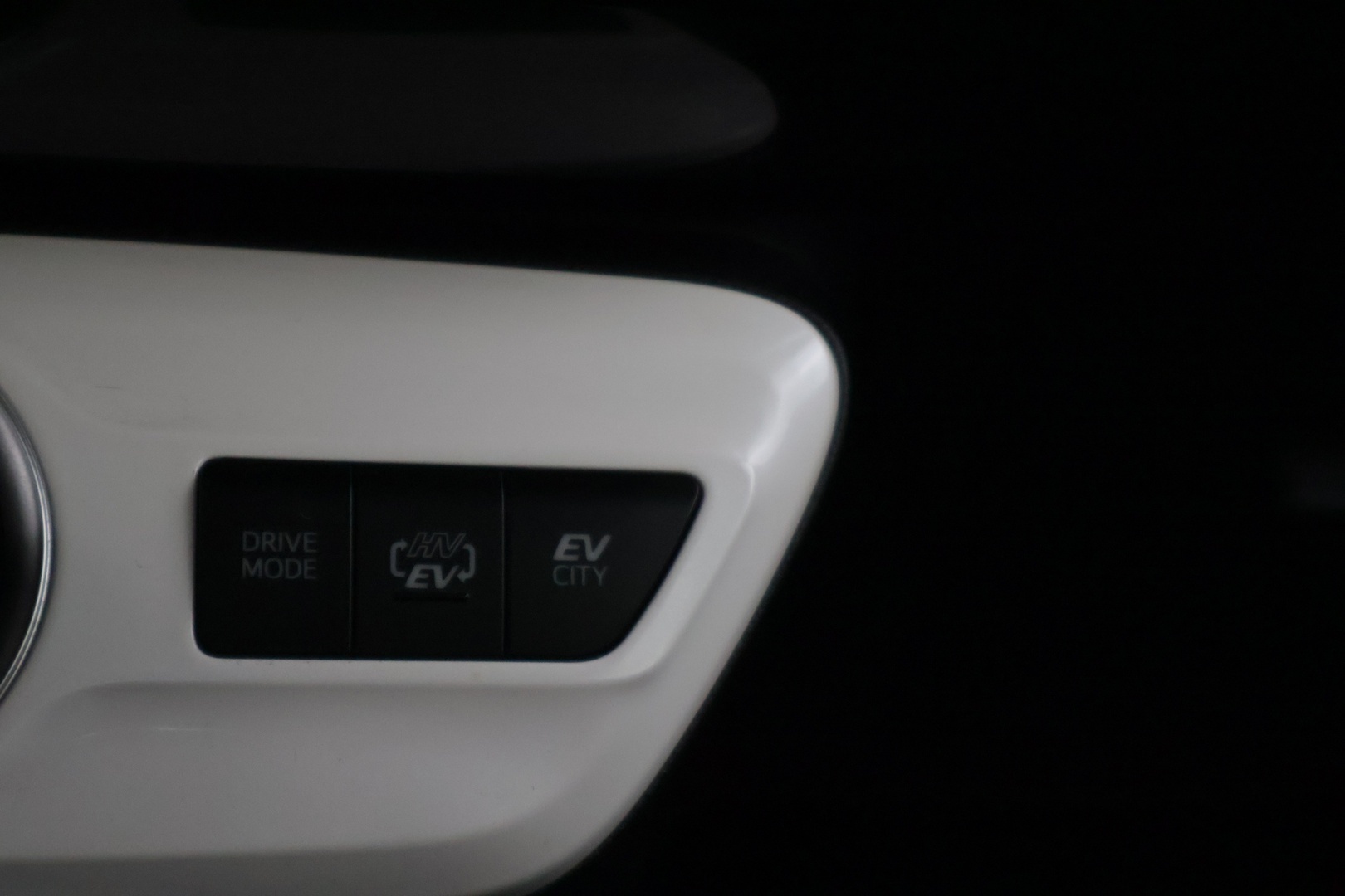 TOYOTA Prius Plug-in 2019