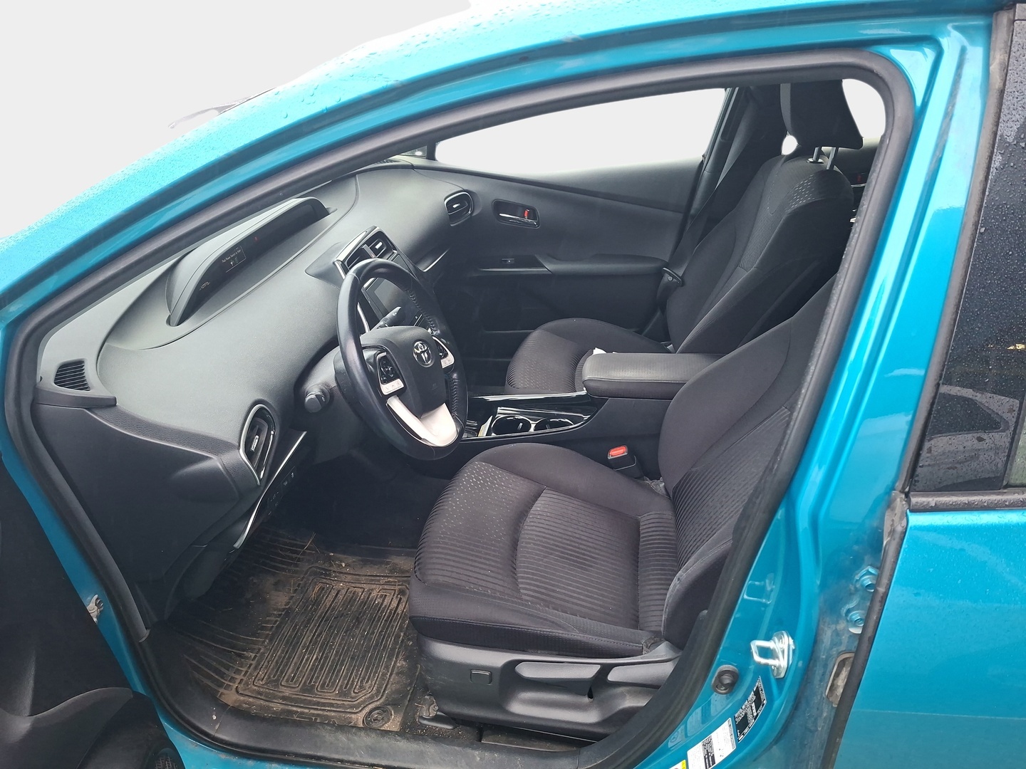 TOYOTA Prius Plug-in 2019