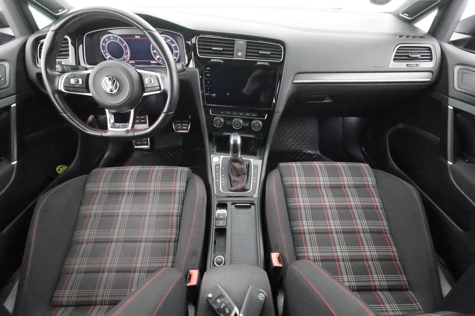 VOLKSWAGEN Golf 2019