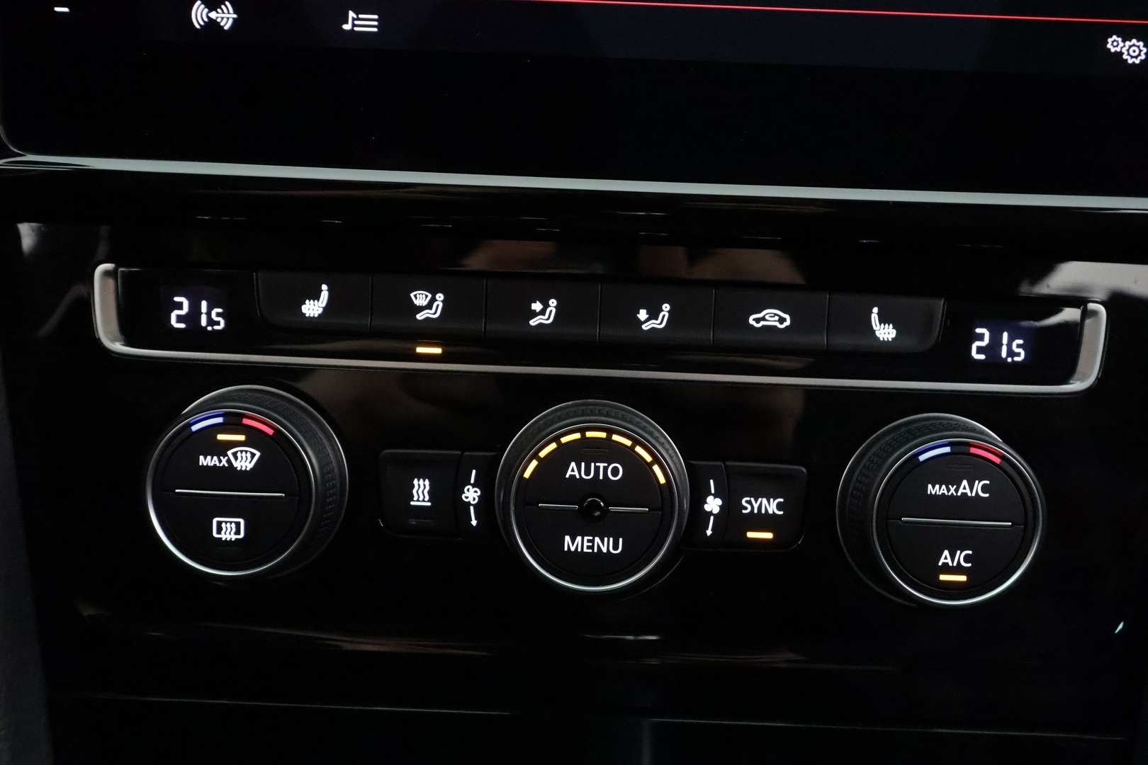 VOLKSWAGEN Golf 2019