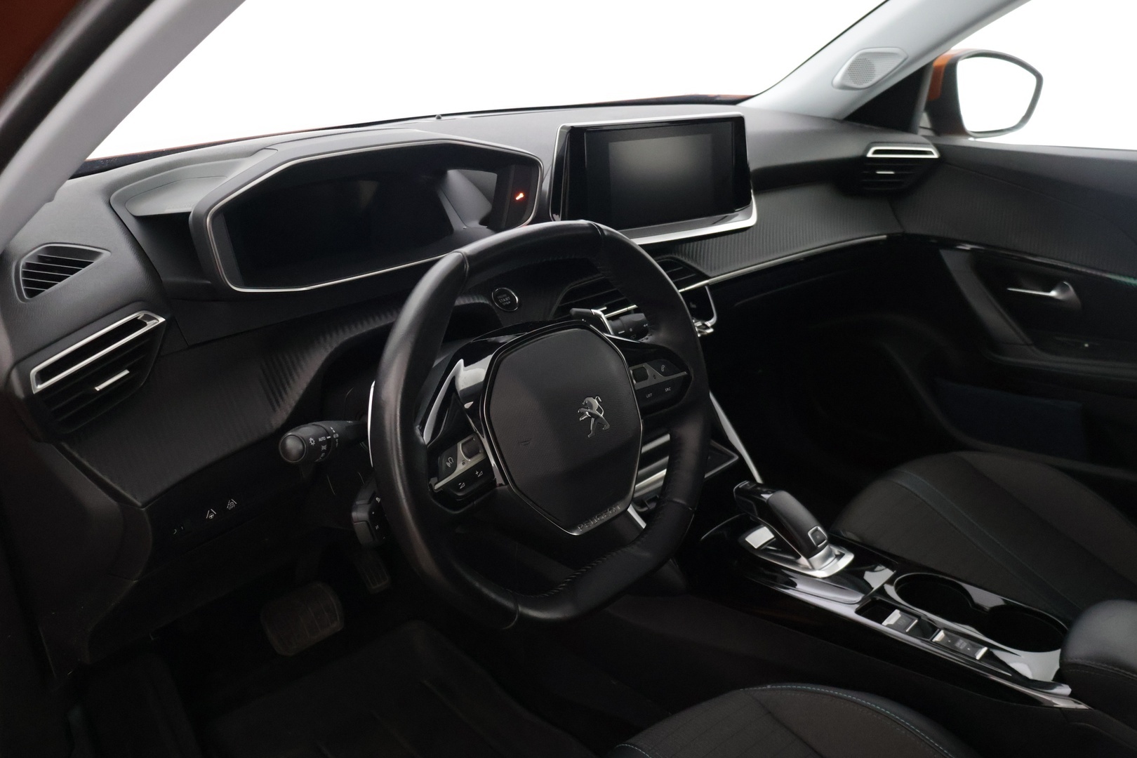 PEUGEOT 2008 2021