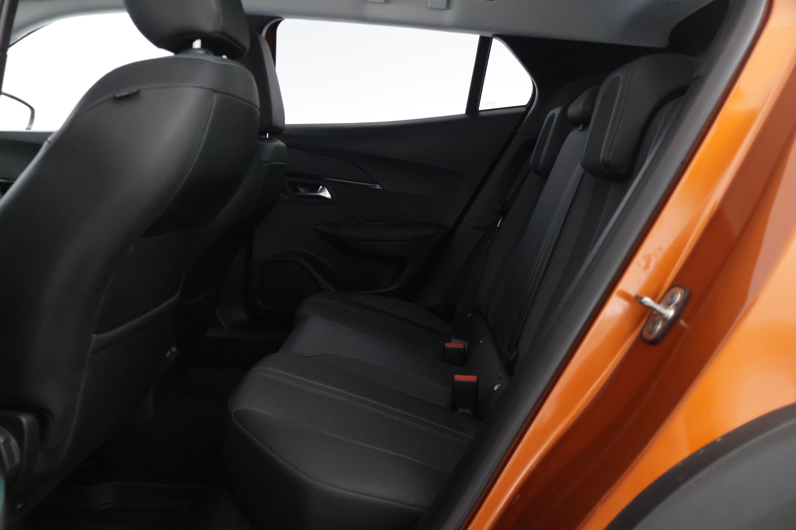 PEUGEOT 2008 2021