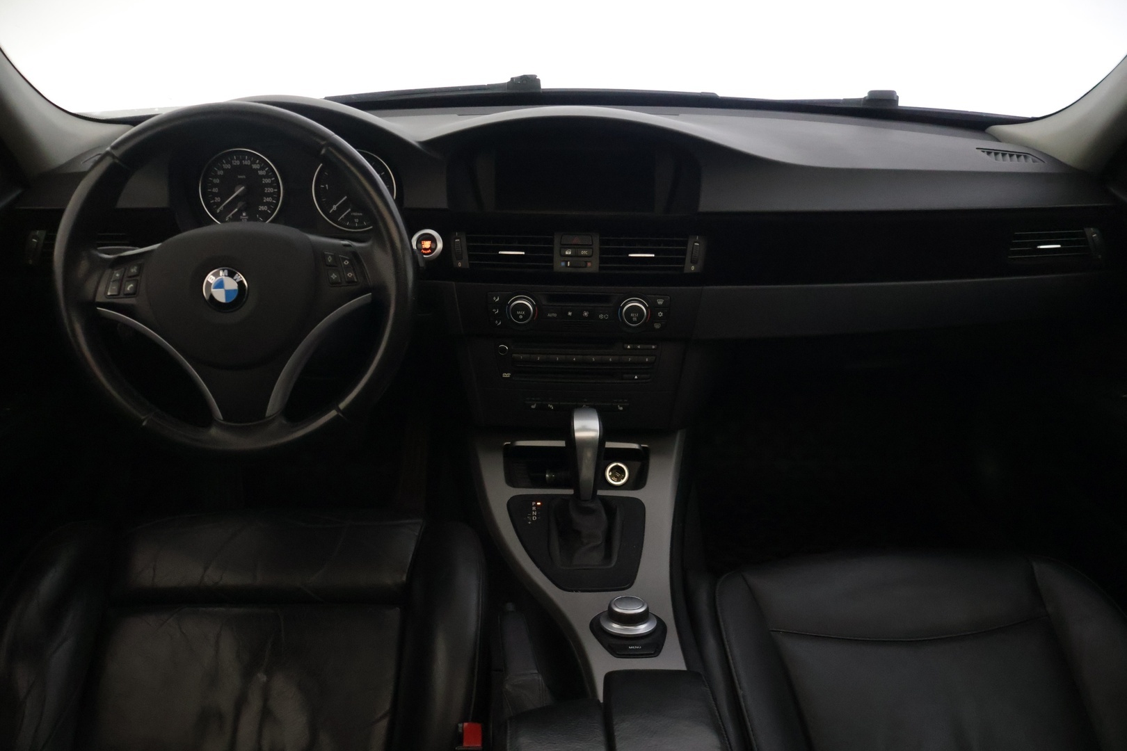 BMW 330 2008