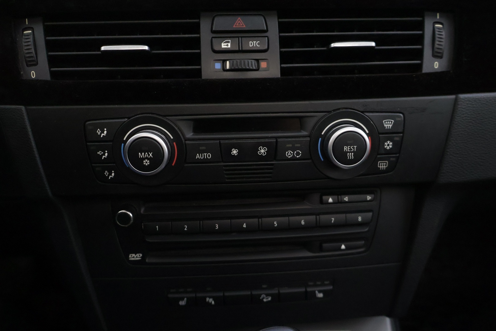 BMW 330 2008