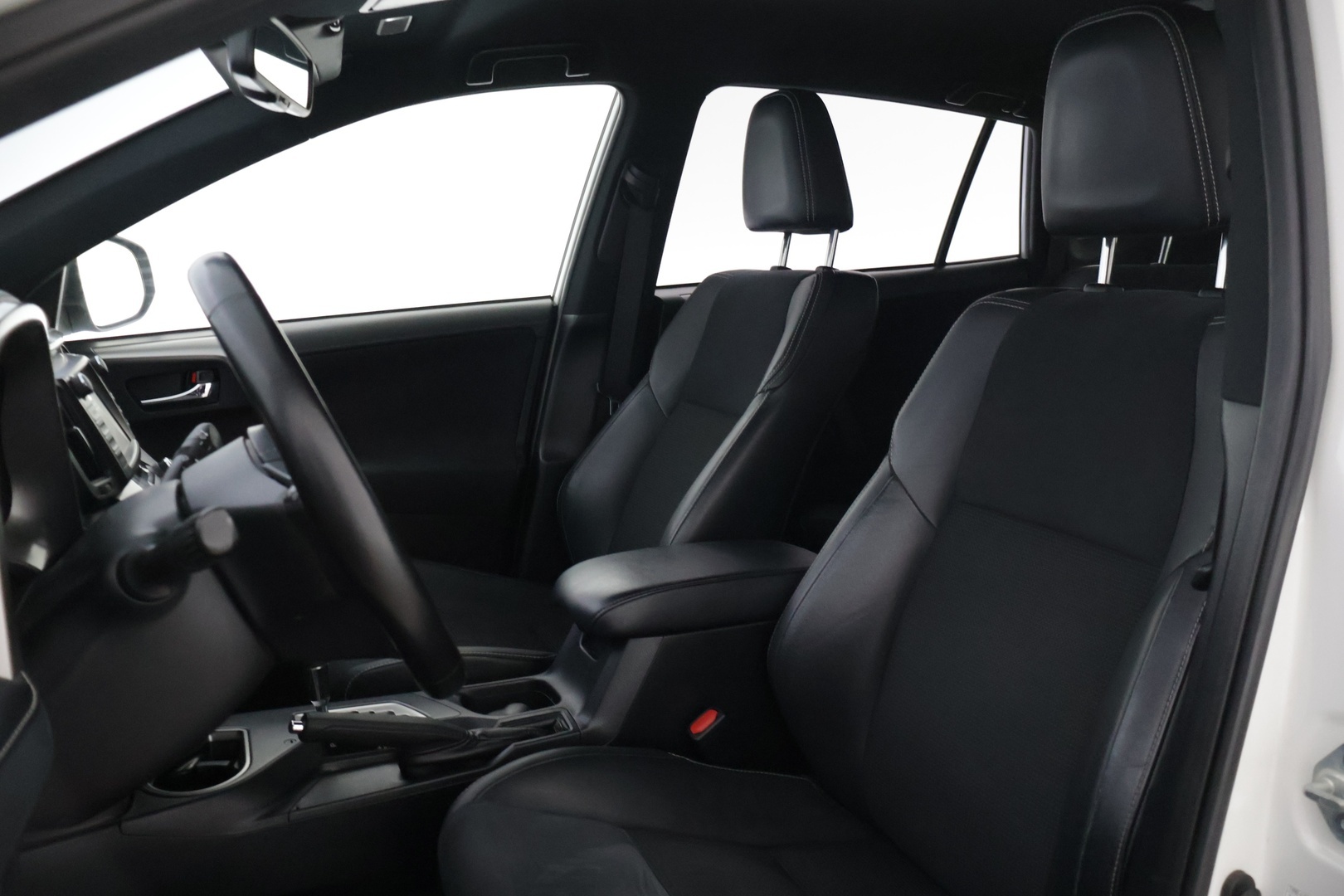 TOYOTA RAV4 2017