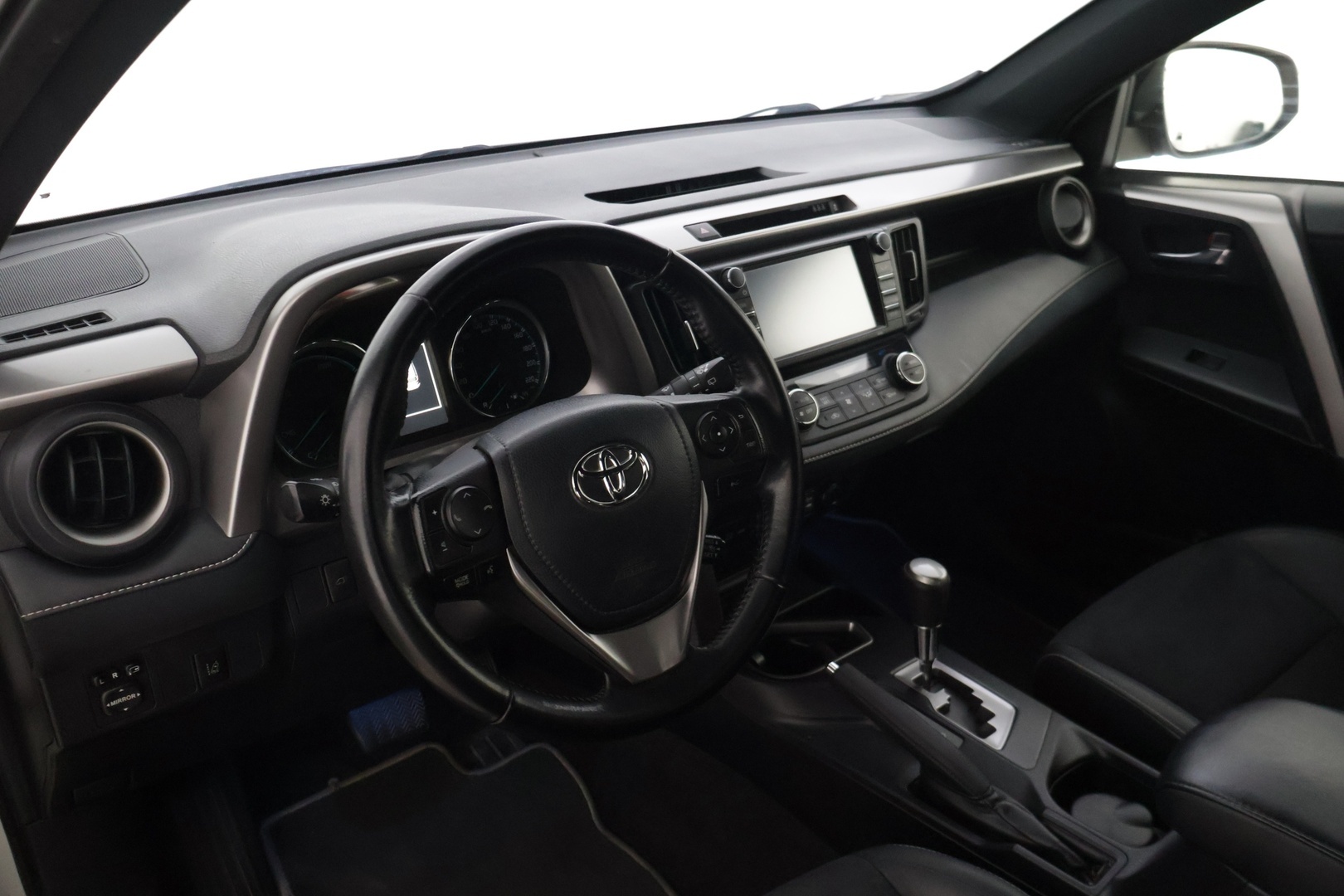 TOYOTA RAV4 2017