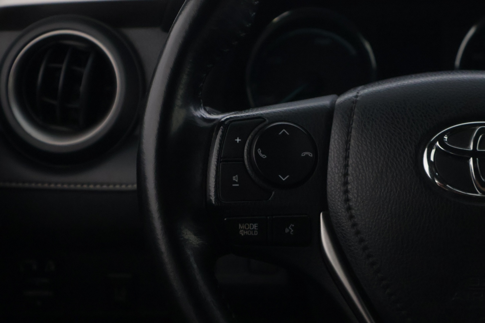 TOYOTA RAV4 2017