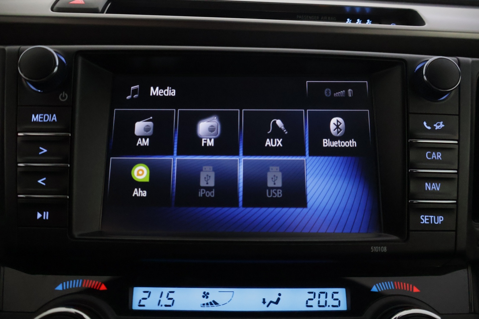 TOYOTA RAV4 2017