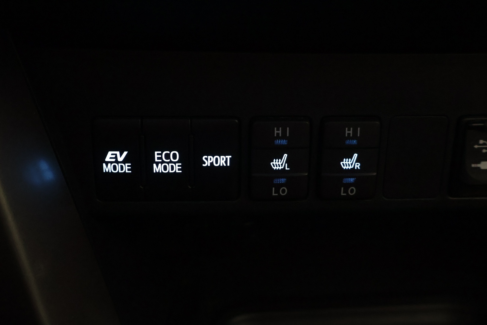 TOYOTA RAV4 2017
