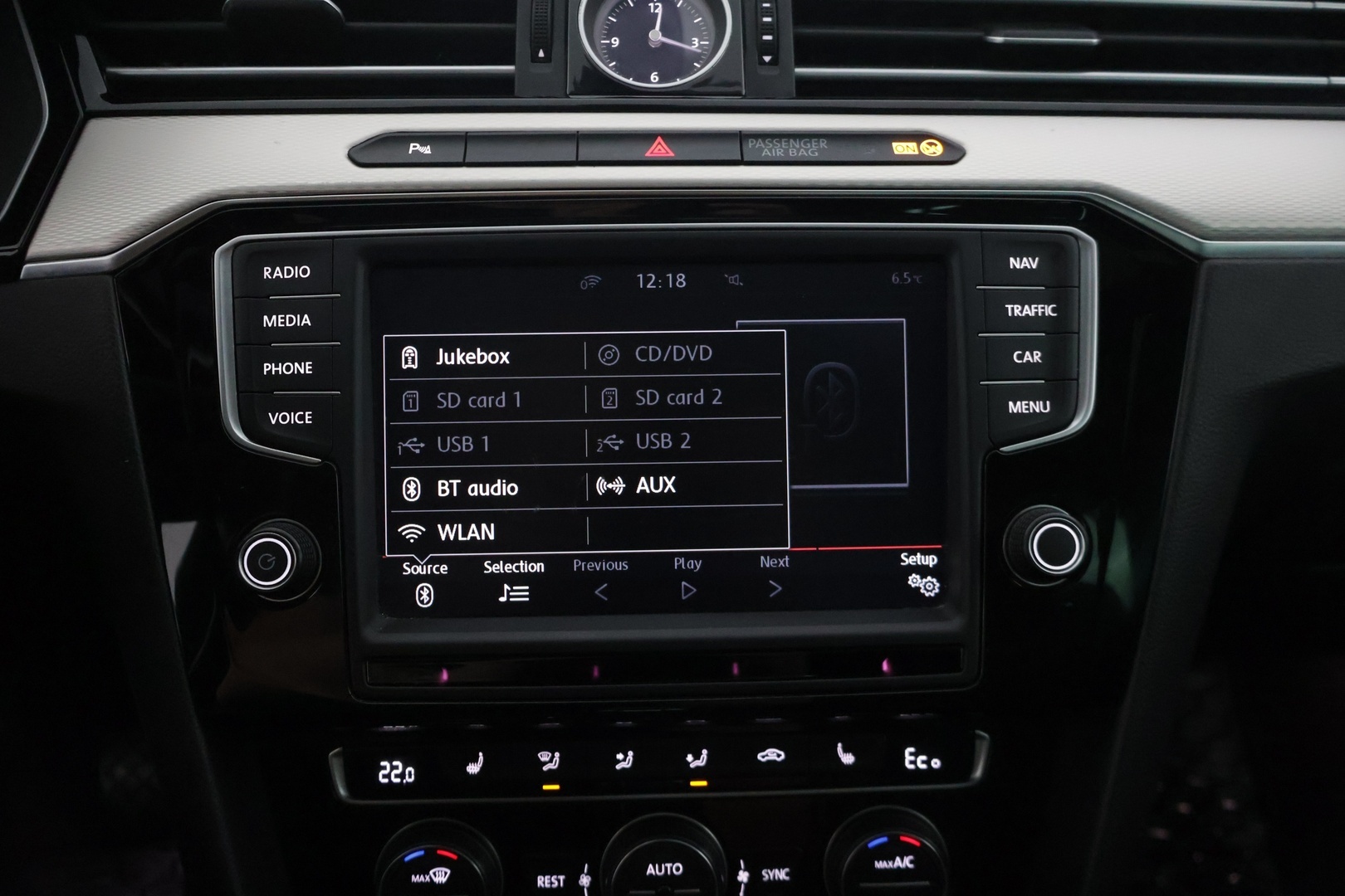 VOLKSWAGEN PASSAT 2016