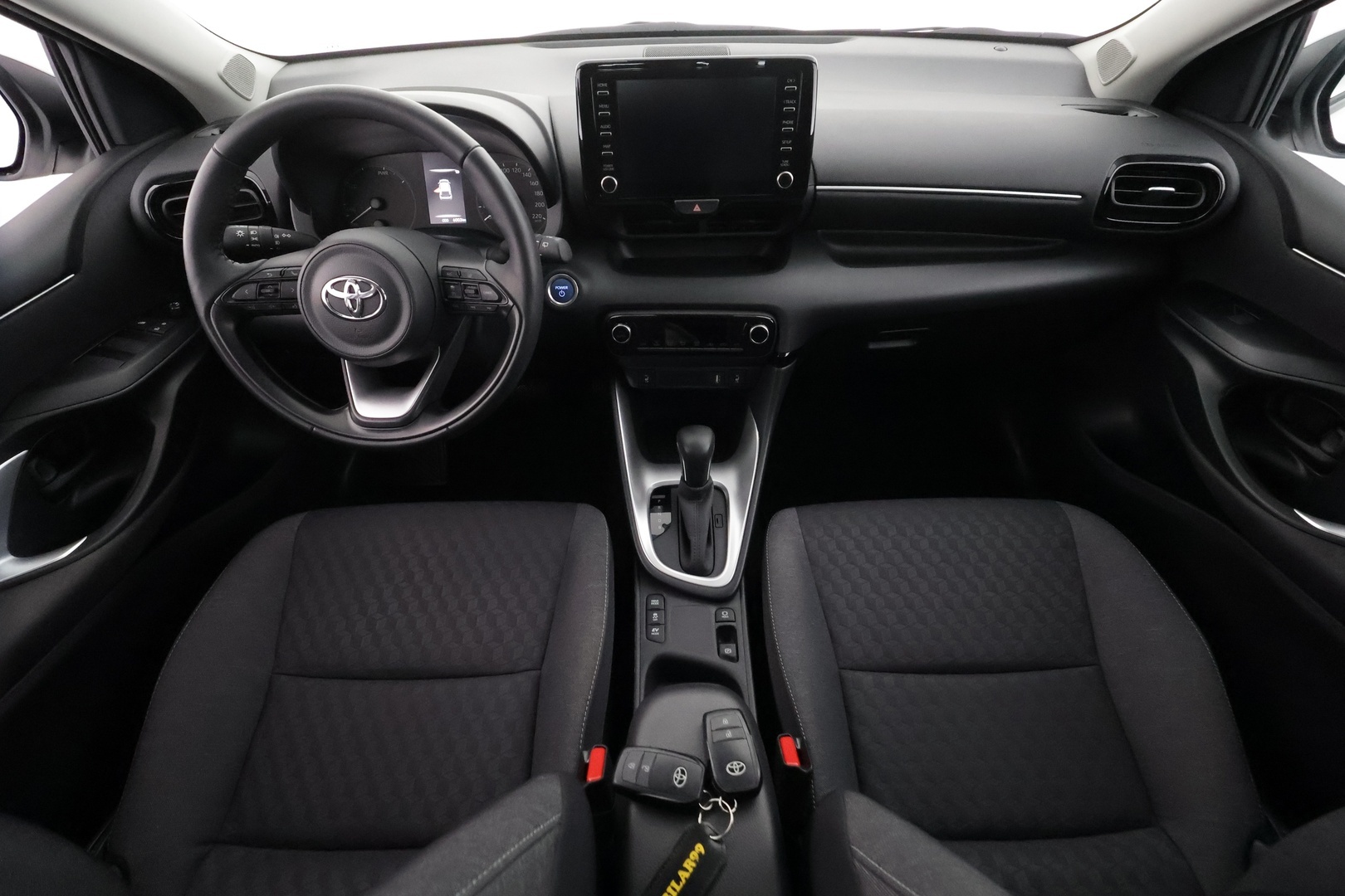 TOYOTA Yaris 2023