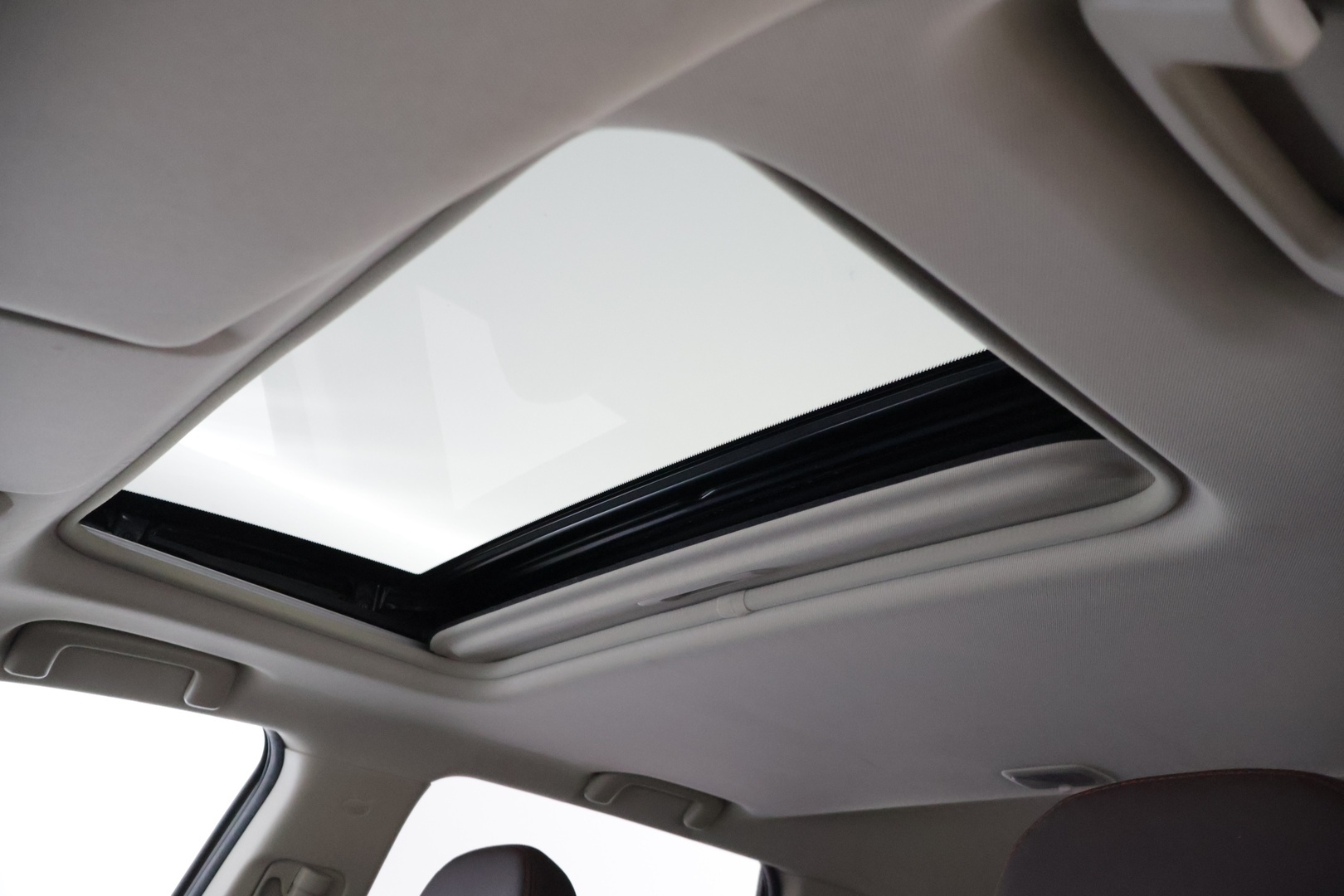 MITSUBISHI Outlander PHEV 2017