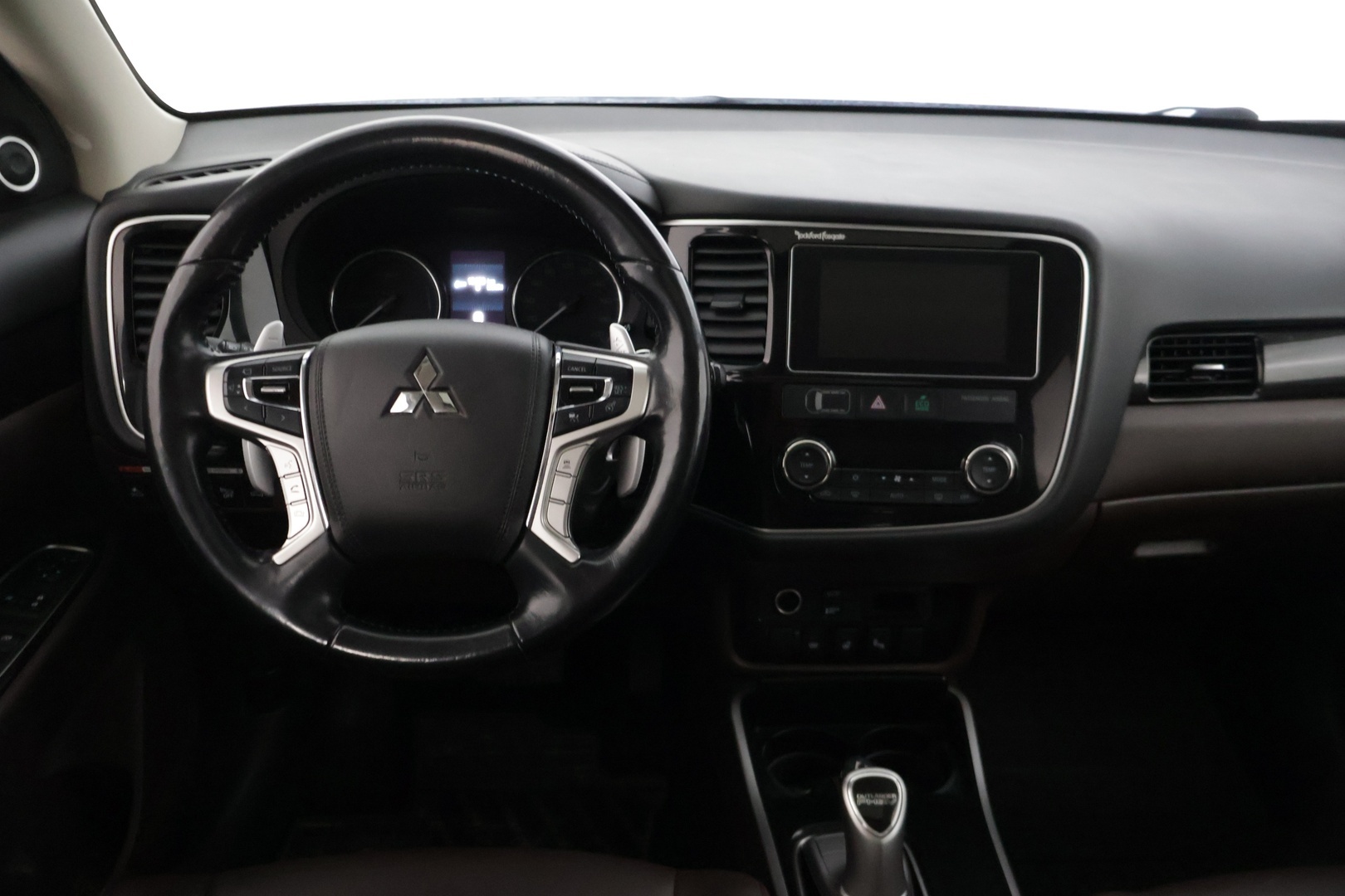 MITSUBISHI Outlander PHEV 2017