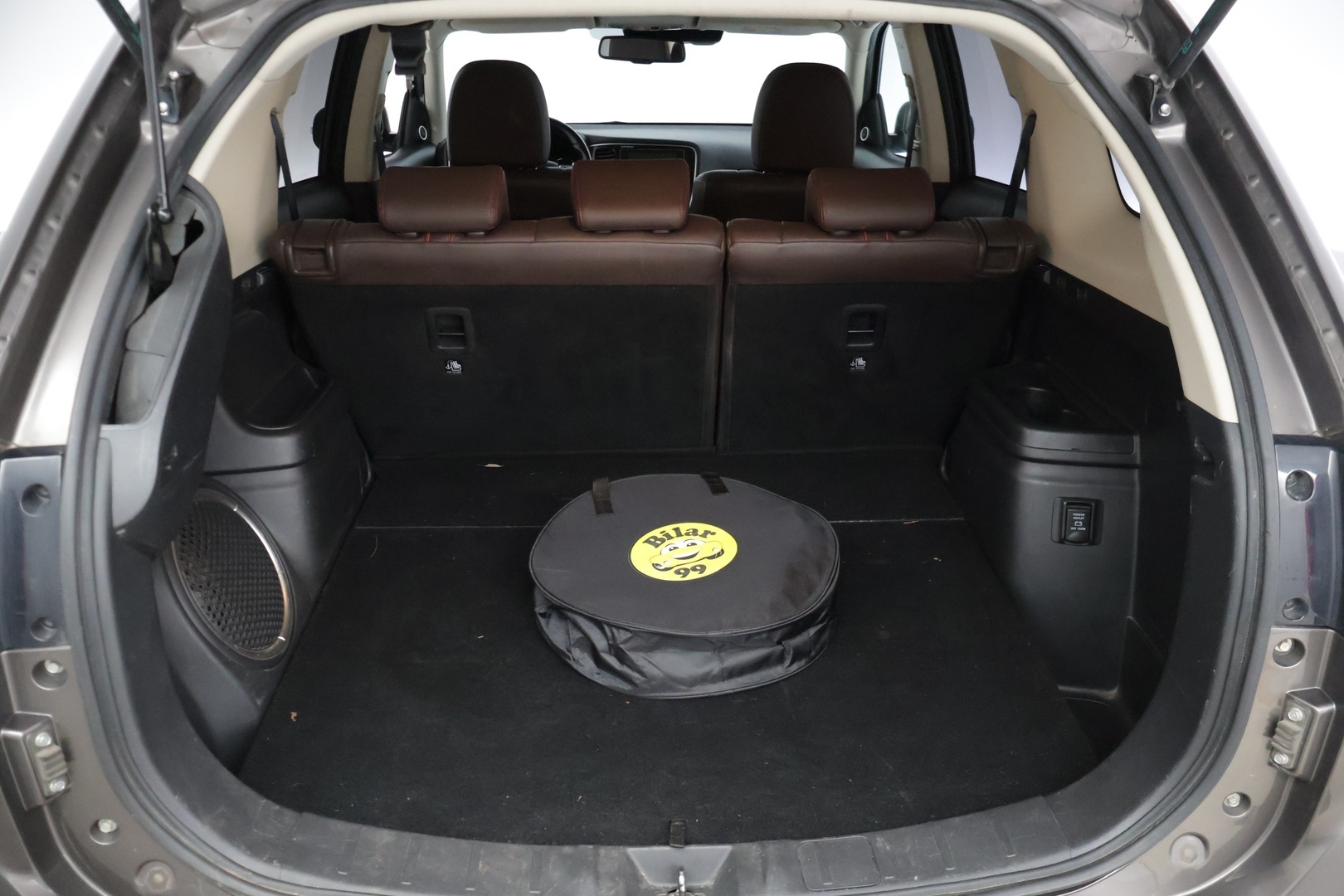 MITSUBISHI Outlander PHEV 2017