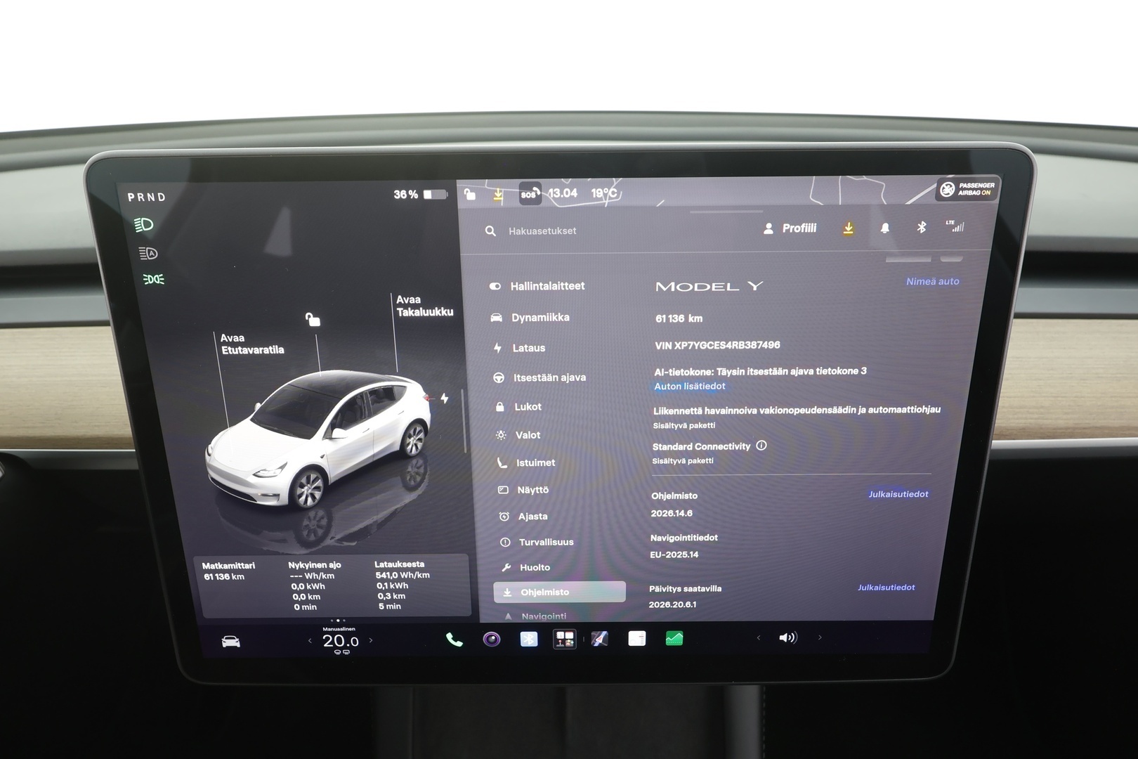 TESLA Model Y 2024