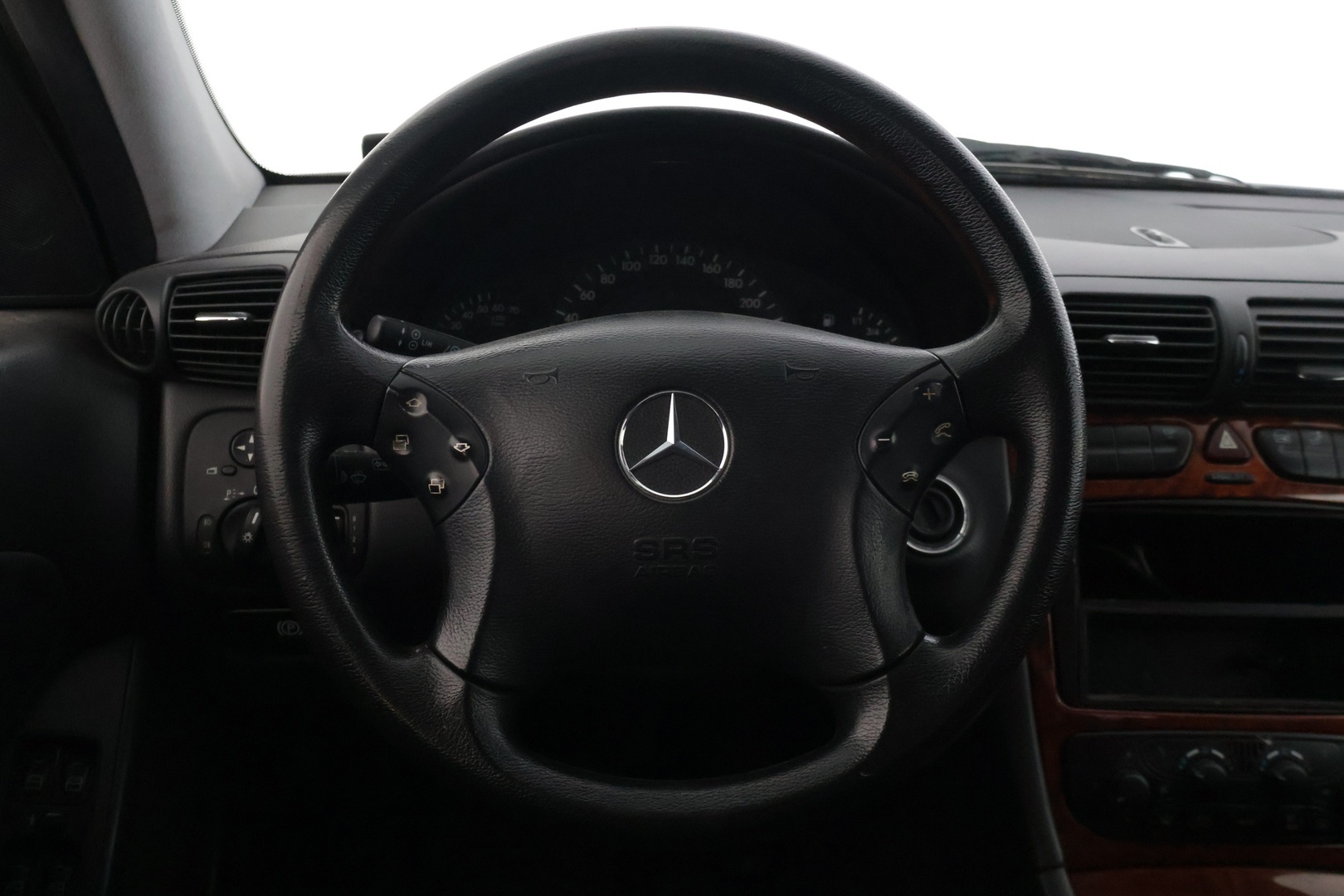 MERCEDES-BENZ C 2000