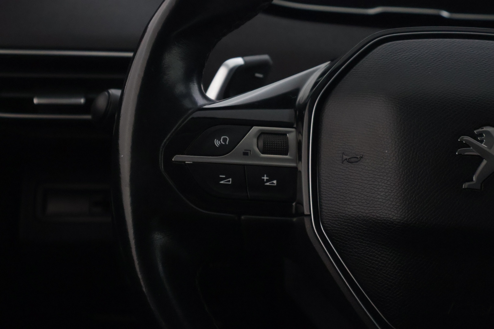 PEUGEOT 3008 2018